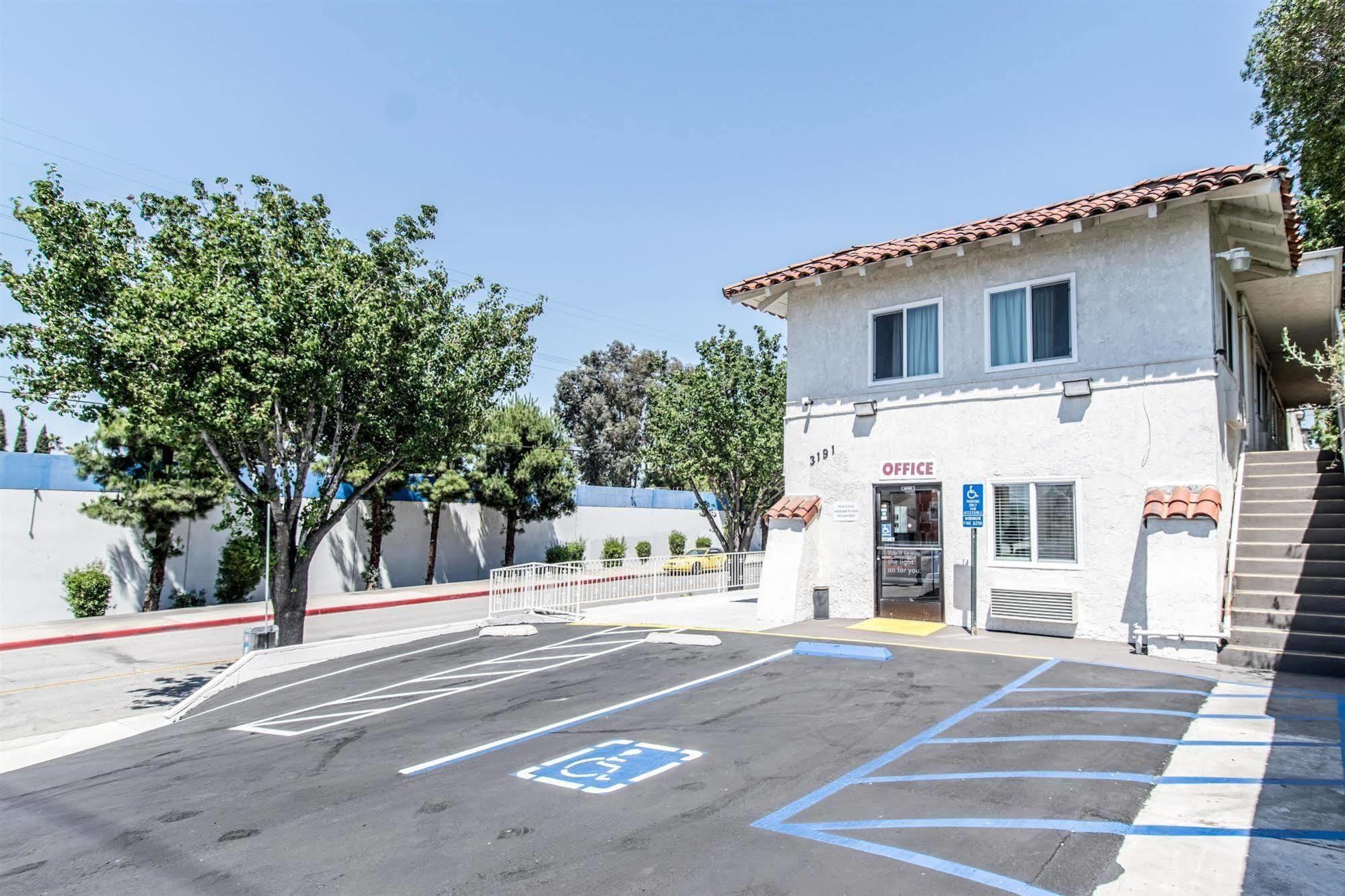 Motel 6-Orange, Ca - Anaheim Eksteriør bilde